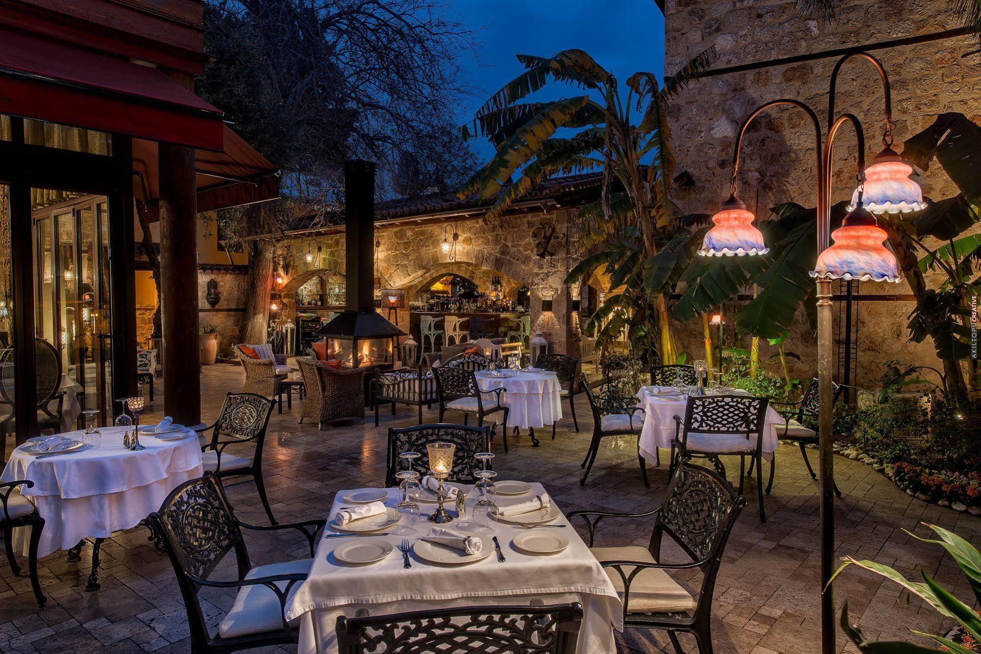 Готель Tuvana 4*